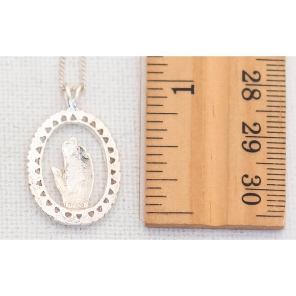 Vintage Sterling Silver Praying Oval Pendant Necklace 19 inch - T19 - Picture 3 of 3